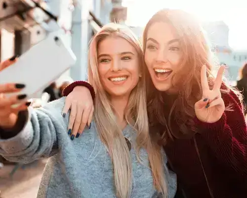 Read more about the article How Hyaluronic Acid Fillers Can Help You Achieve Your Ideal Selfie